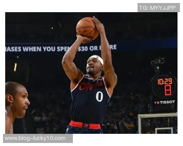 51快船对阵爵士精彩文字直播全程回顾与分析