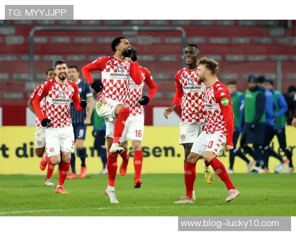 德甲焦点战拜仁慕尼黑迎战门兴格拉德巴赫全新阵容解析 德甲焦点战拜仁慕尼黑迎战门兴格拉德巴赫全新阵容解析